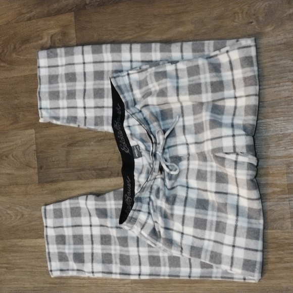 New Eddie Bauer Men's Gray Flannel Fleece Sleepwear. - Picture 10 of 11